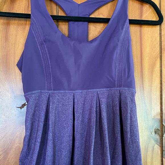 Lululemon tank - Picture 3 of 6